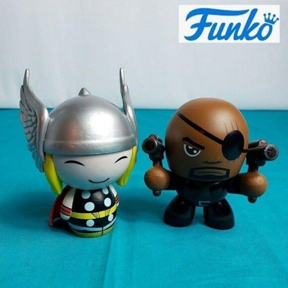 Funko Dorbz Marvel Thor Ragnarok & Nick Fury Mini Figures Bundle NWOT - Picture 1 of 9